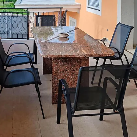 Hébergement de vacances Beautiful In Tinjan