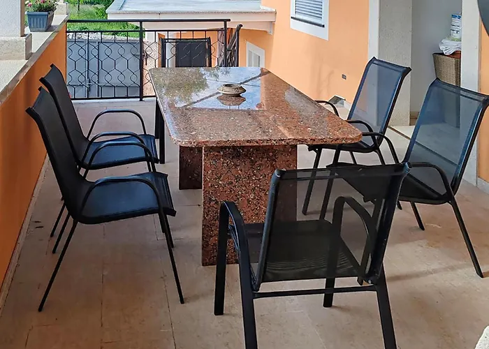 Holiday home Beautiful In Tinjan