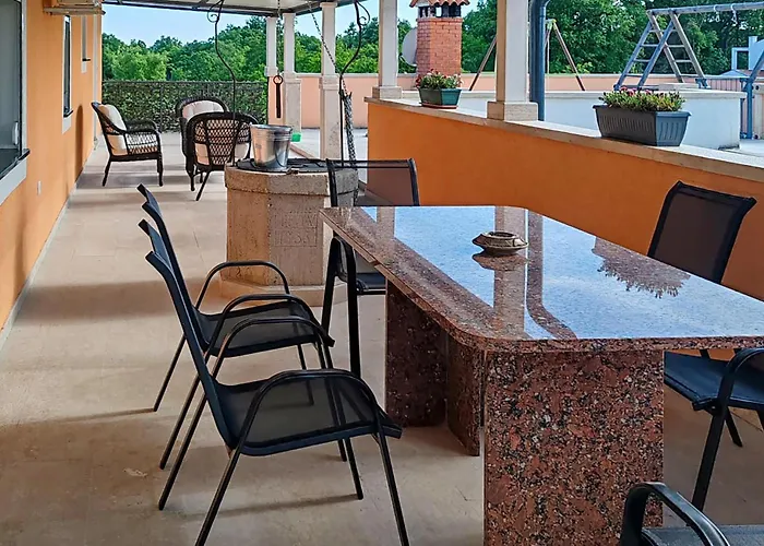 Beautiful In * Tinjan