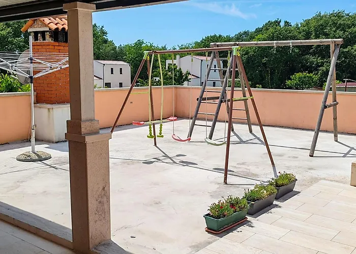 Beautiful In * Tinjan